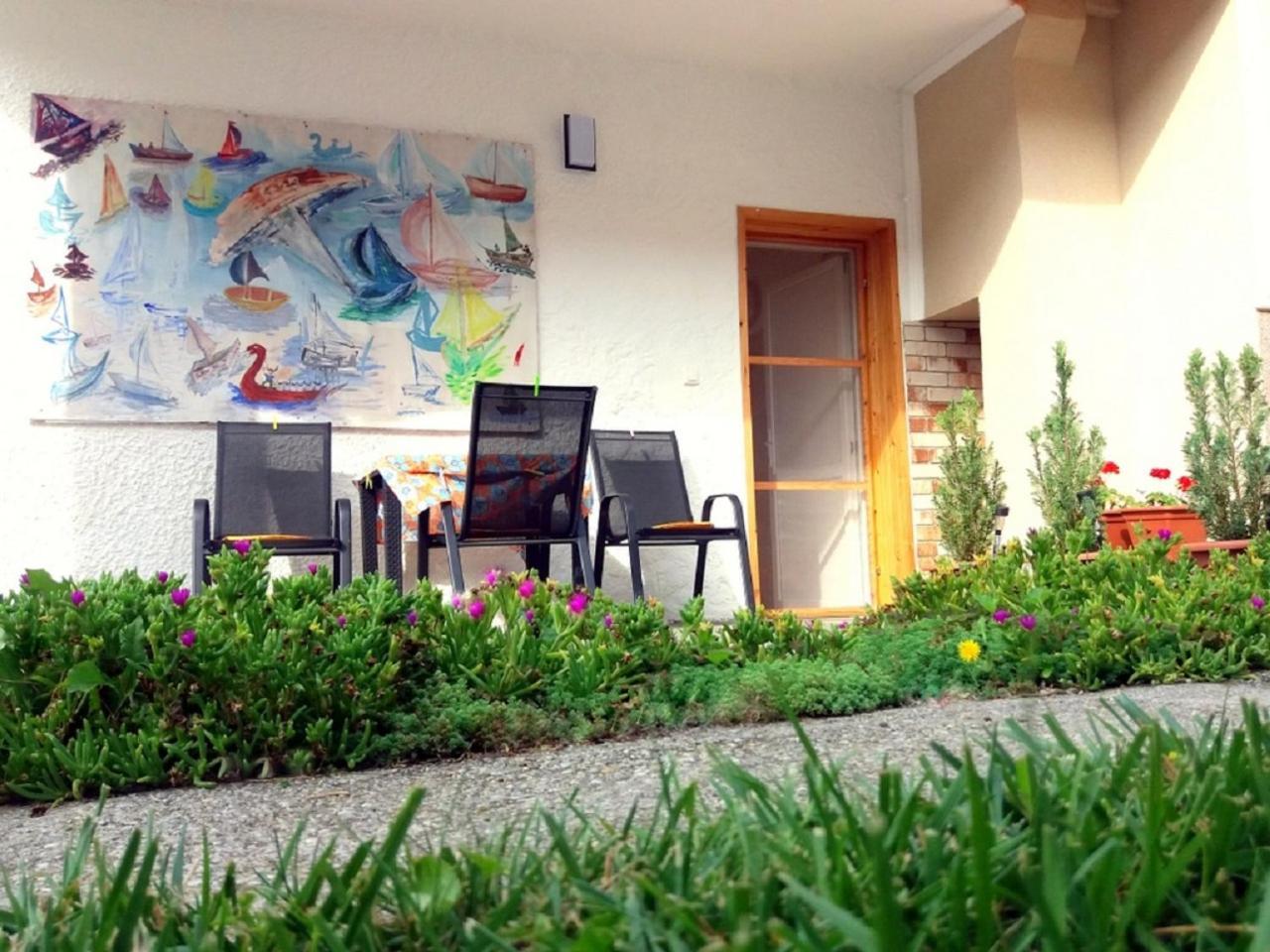 Julia Vendeghaz Sarrod Hotel ภายนอก รูปภาพ
